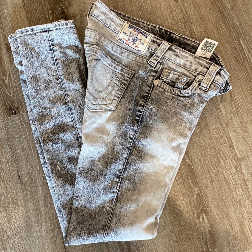 True religion women’s size 27 inch waist 30 Length jeans